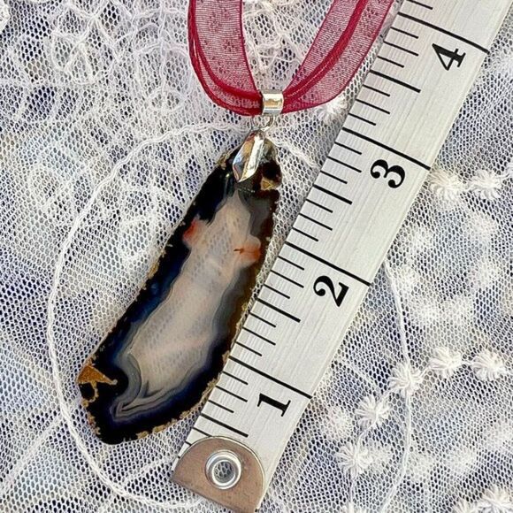Vintage Geode Slice Pendant Necklace Black & Burgundy - Picture 8 of 10